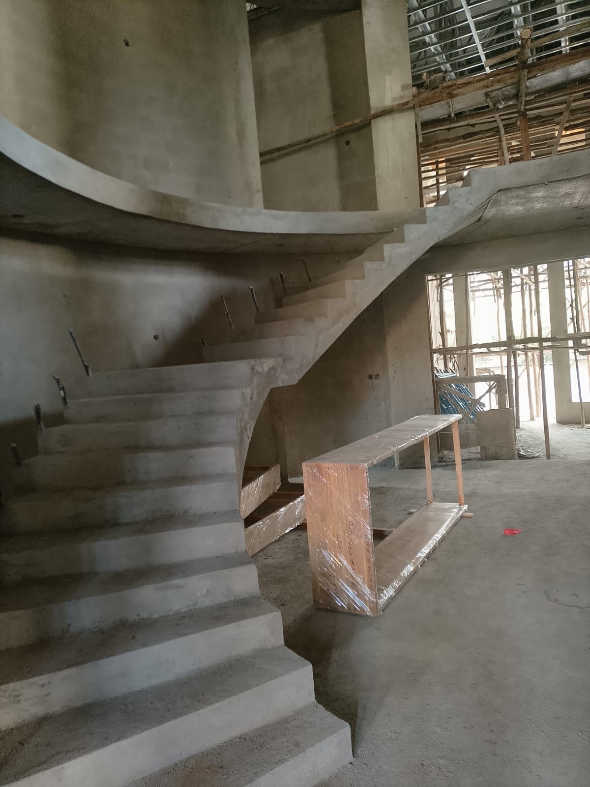 Alternative view of grand staircase